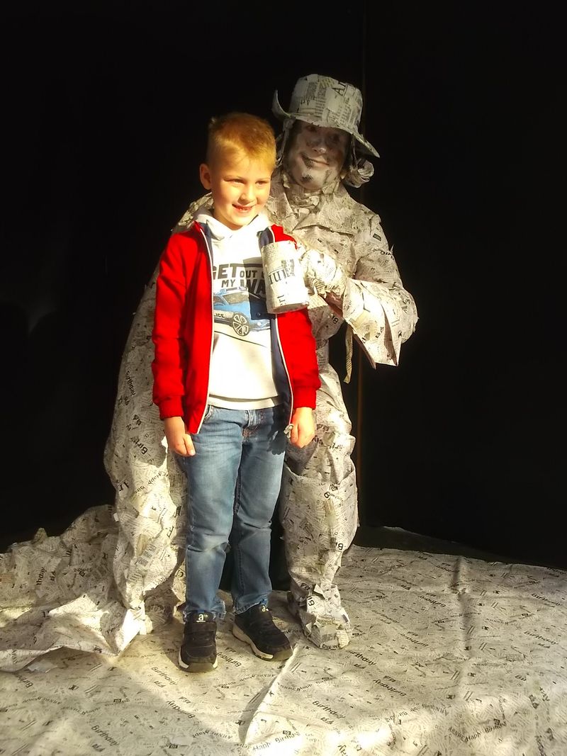 © Andrei  Kolyaskin - Living  sculptures  show  on  the  central  part  of  Ivano - Frankivsk  City , Ukraine .