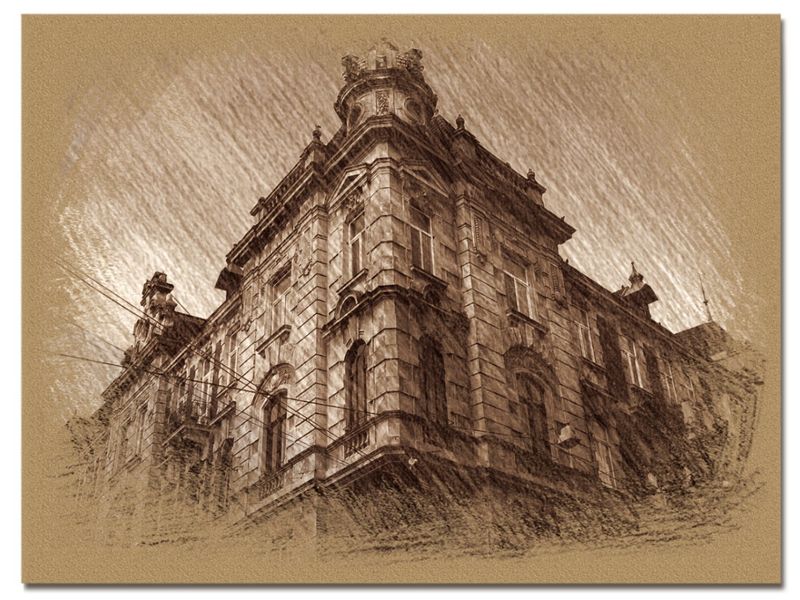 © Andrei  Kolyaskin - Living  house  from  19th  century  in  Lviv  City , Ukraine .