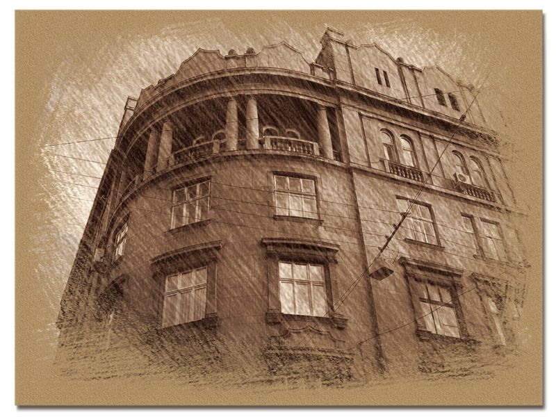 © Andrei  Kolyaskin - Living  house  from  first   part  of   20th  century  in   Lviv  City , Ukraine .