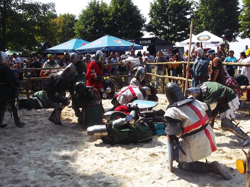 © Andrei  Kolyaskin - Image from the Festival  Galician  Chivalry  in  Galych  6 photography project