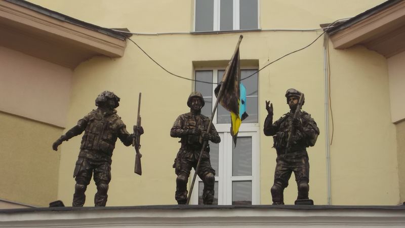 © Andrei  Kolyaskin - Living  sculptures  on  the  Independence  Day  in  Ivano - Frankivsk  City , Ukraine .