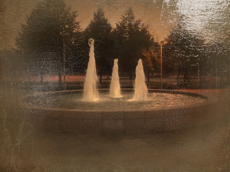 © Andrei  Kolyaskin - Image from the Ukrainian  Kyiv  Temple  in  oil  painting  1 photography project