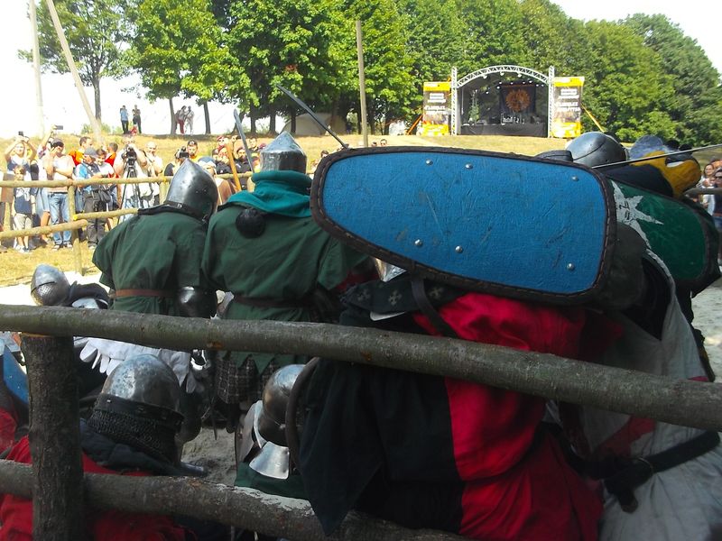 © Andrei  Kolyaskin - Image from the Festival  Galician  Chivalry in  Galych 3 photography project