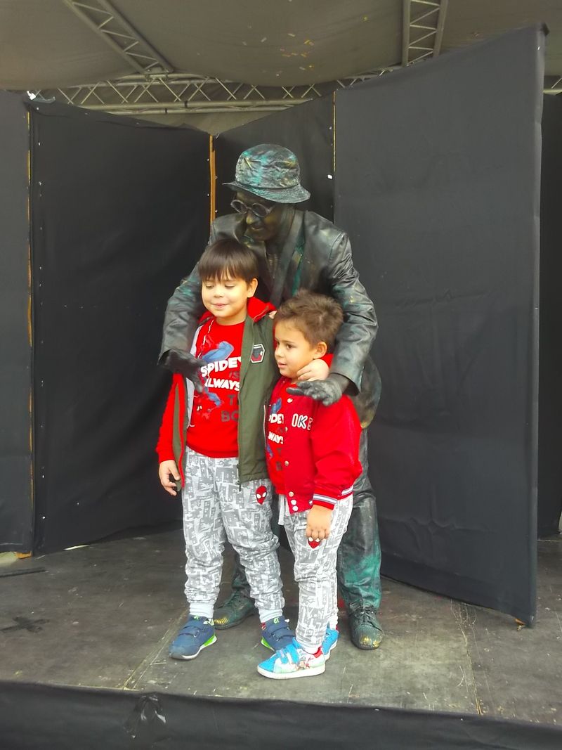 © Andrei  Kolyaskin - Living  sculptures  show  on  the  central  part  of  Ivano - Frankivsk  City , Ukraine .