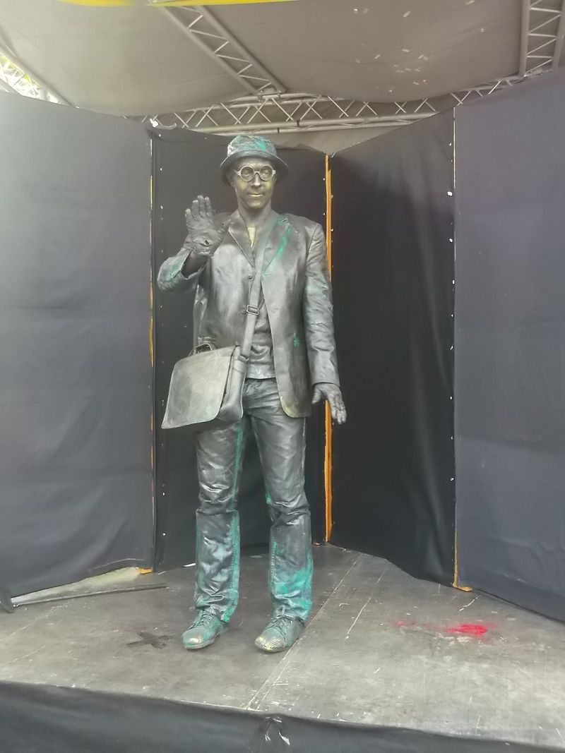 © Andrei  Kolyaskin - Living  sculptures  show  on  the  central  part  of  Ivano - Frankivsk  City , Ukraine .