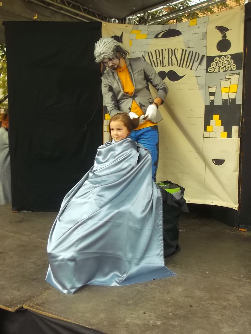 © Andrei  Kolyaskin - Living  sculptures  show  on  the  central   part  of  Ivano - Frankivsk  City , Ukraine .