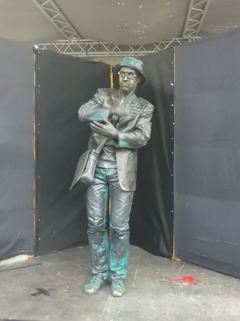 © Andrei  Kolyaskin - Living  sculptures  show  on  the  central  part  of  Ivano - Frankivsk  City , Ukraine .