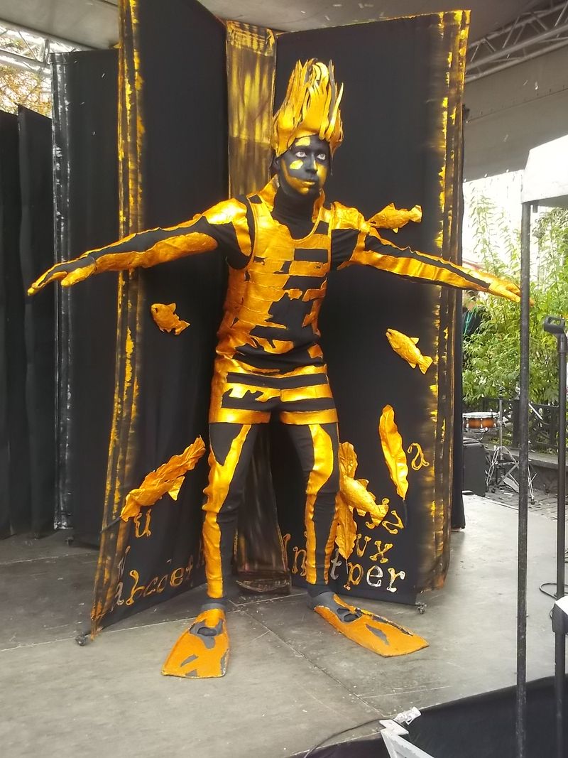 © Andrei  Kolyaskin - Living  sculptures  show  on  the  central  part  of  Ivano - Frankivsk  City , Ukraine .