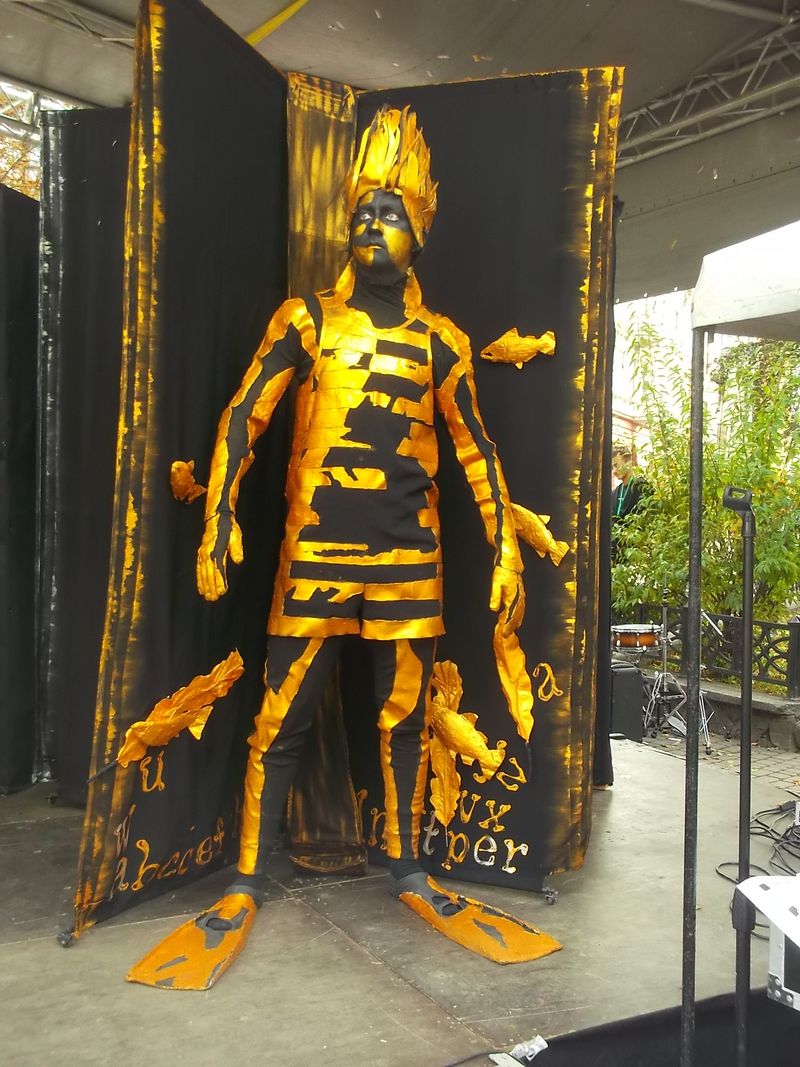 © Andrei  Kolyaskin - Living  sculptures  show  on  the  central  part  of  Ivano - Frankivsk  City , Ukraine .