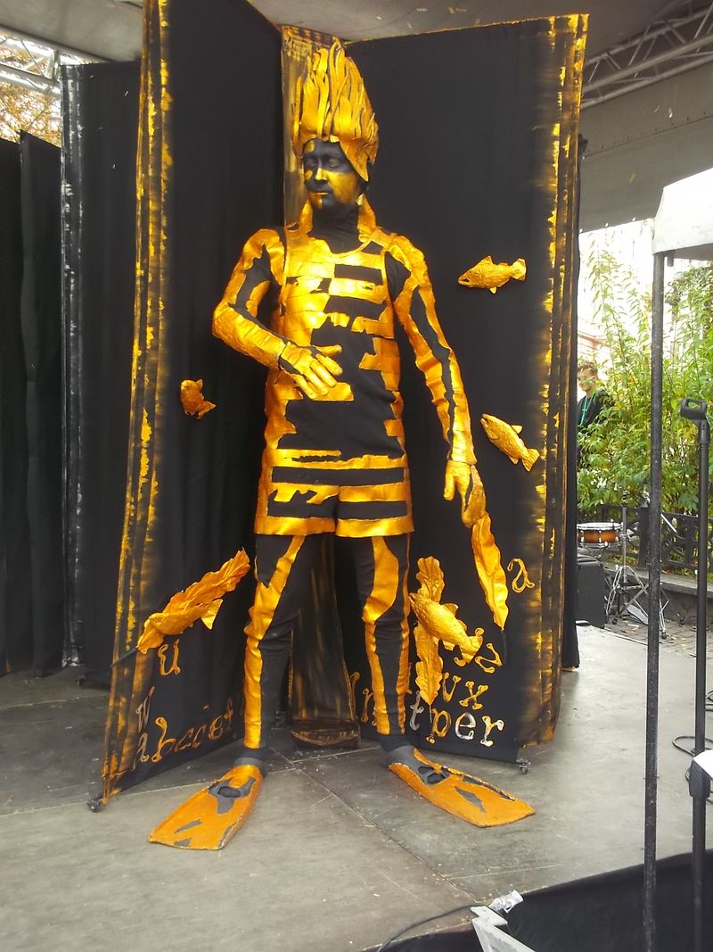 © Andrei  Kolyaskin - Living  sculptures  show  on  the  central  part  of  Ivano - Frankivsk  City , Ukraine .