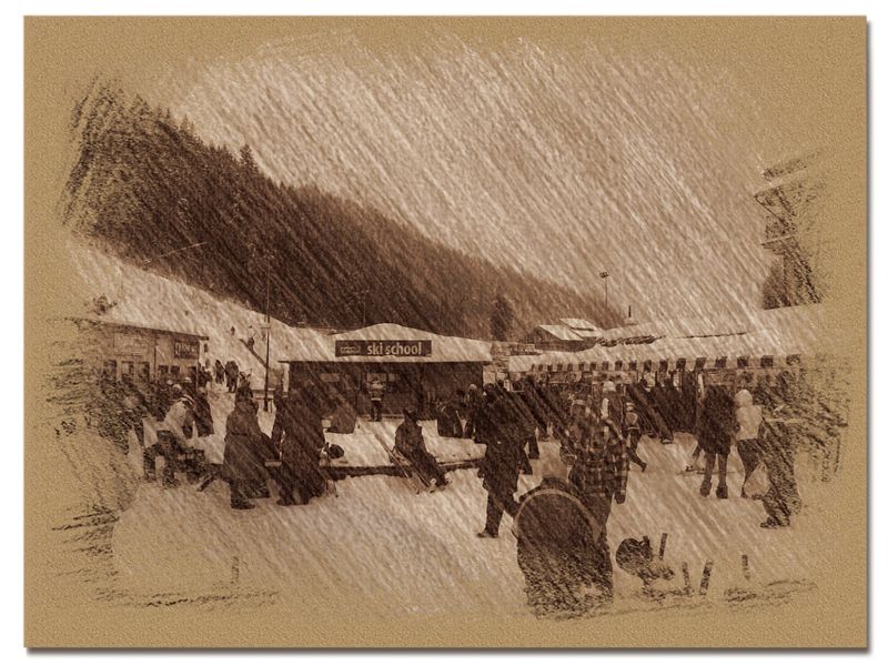 © Andrei  Kolyaskin - Image from the Bukovel  in  trois  coleur  drawing  5 photography project