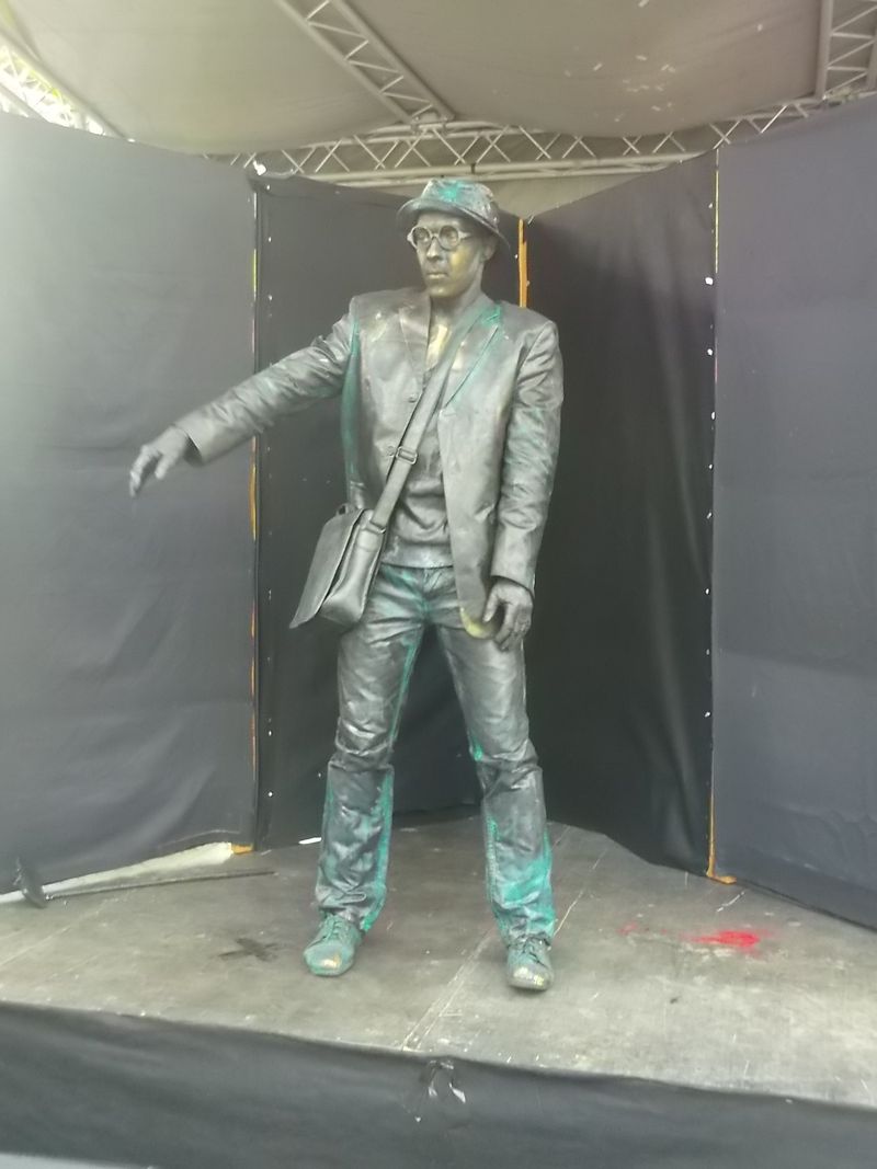 © Andrei  Kolyaskin - Living  sculptures  show  on  the  central  part  of  Ivano - Frankivsk  City , Ukraine .