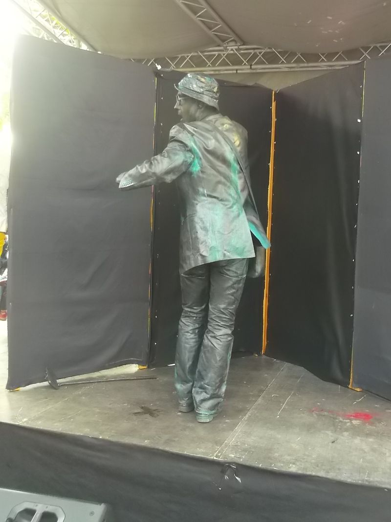 © Andrei  Kolyaskin - Living  sculptures  show  on  the  central  part  of  Ivano - Frankivsk  City , Ukraine .