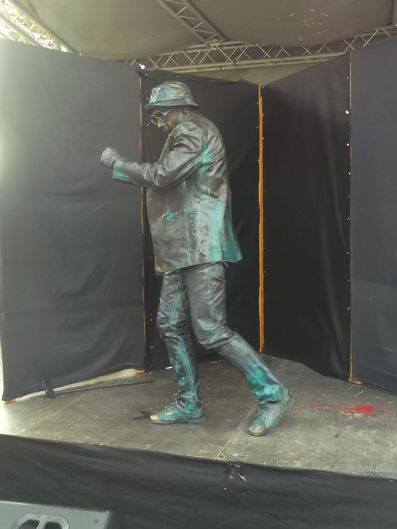 © Andrei  Kolyaskin - Living  sculptures  show  on  the  central  part  of  Ivano - Frankivsk  City , Ukraine .