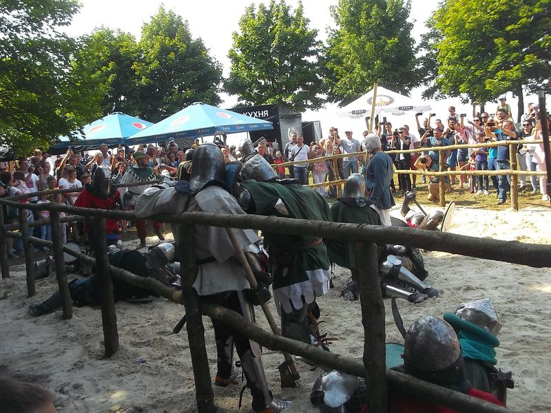© Andrei  Kolyaskin - Image from the Festival  Galician  Chivalry  in  Galych 4 photography project