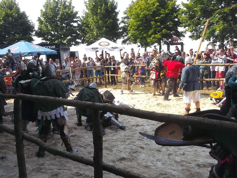 © Andrei  Kolyaskin - Image from the Festival  Galician  Chivalry  in  Galych 4 photography project