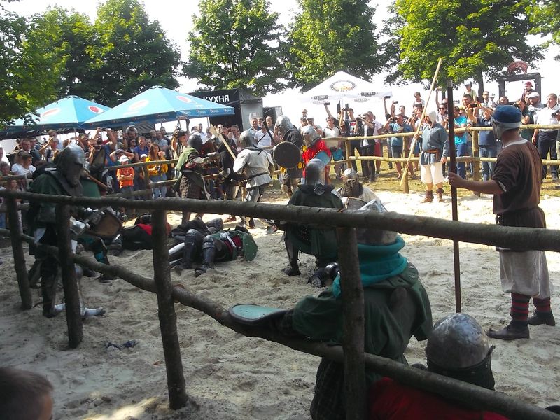 © Andrei  Kolyaskin - Image from the Festival  Galician  Chivalry  in  Galych 4 photography project