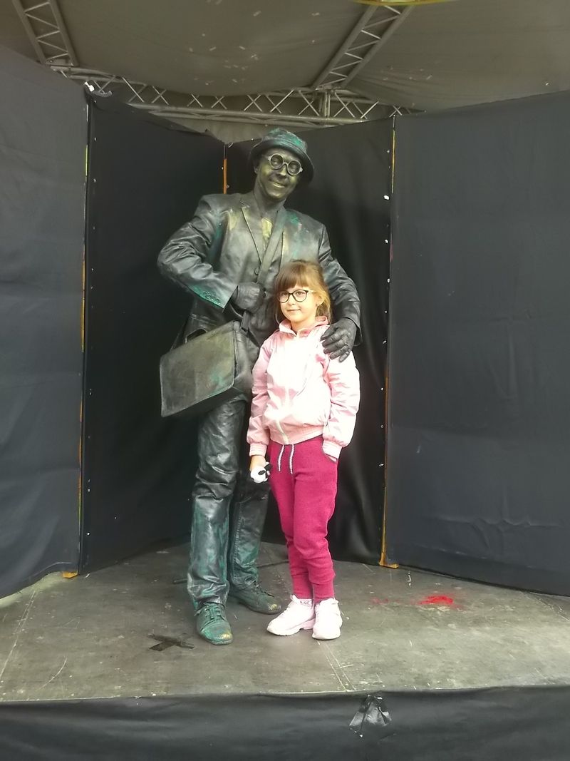 © Andrei  Kolyaskin - Living  sculptures  show  on  the  central  part  of  Ivano - Frankivsk  City , Ukraine .