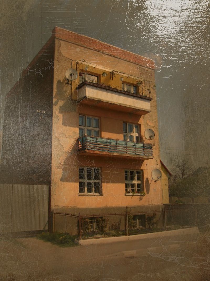 © Andrei  Kolyaskin - Living  house  from  first  part  of  20th  century  in  town  Drogobych  of  Lviv  region , Ukraine .