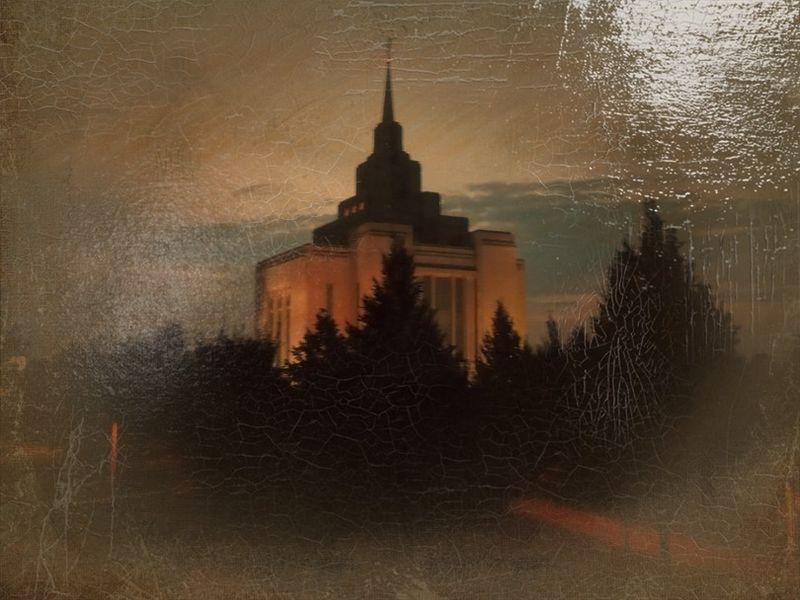 © Andrei  Kolyaskin - Image from the Ukrainian  Kyiv  Temple  in  oil  painting  3 photography project