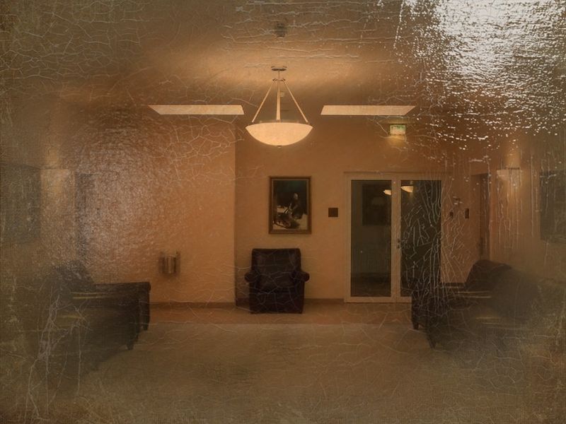 © Andrei  Kolyaskin - Image from the Ukrainian  Kyiv  Temple  in  oil  painting  3 photography project