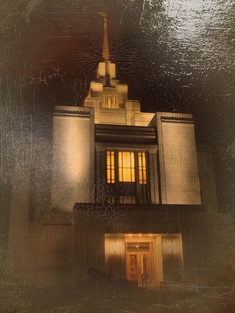 © Andrei  Kolyaskin - Image from the Ukrainian  Kyiv  Temple  in  oil  painting  3 photography project