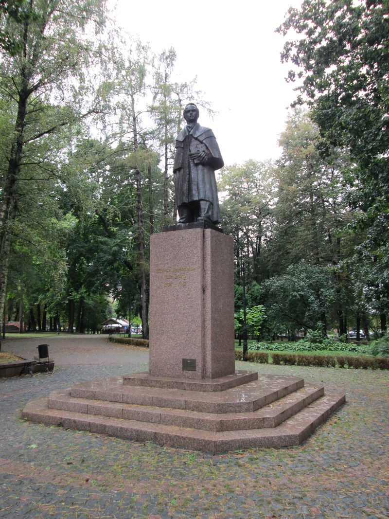 © Andrei  Kolyaskin - Image from the Central  park  of  Ivano - Frankivsk  City 1 photography project