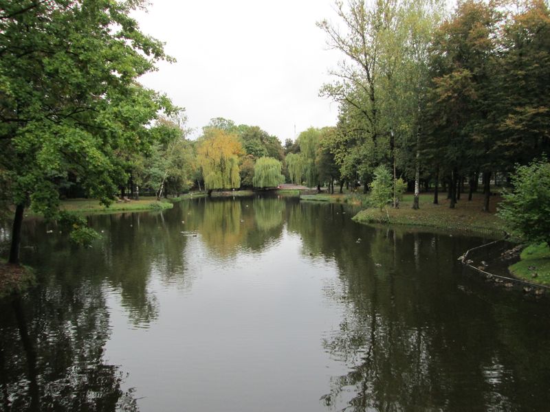 © Andrei  Kolyaskin - Pond  on  the  central  park  of  Ivano - Frankivsk  City , Ukraine .