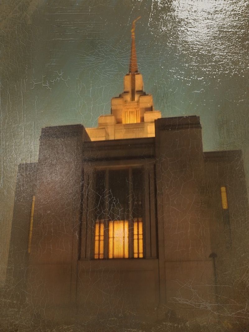 © Andrei  Kolyaskin - Image from the Ukrainian  Kyiv  Temple  in  oil  painting  2 photography project