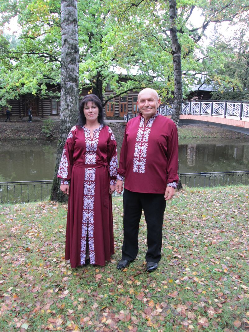 © Andrei  Kolyaskin - Ukrainian  duet  Lado  from  Canada  on  the  central  park  of  Ivano - Frankivsk  City , Ukraine .