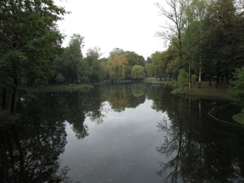 © Andrei  Kolyaskin - Pond  on  the  central  park  of  Ivano - Frankivsk  City , Ukraine .