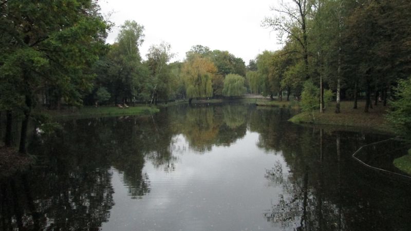 © Andrei  Kolyaskin - Pond  on  the  central  park  of  Ivano - Frankivsk  City , Ukraine .
