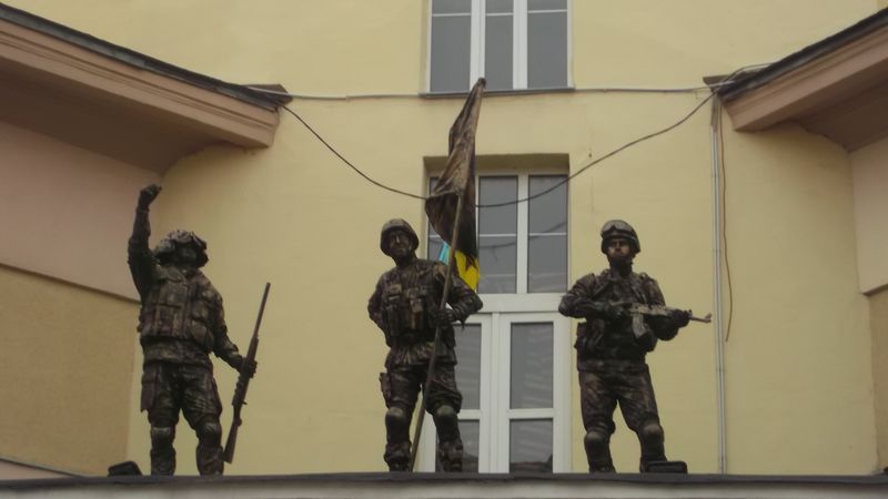 © Andrei  Kolyaskin - Living sculptures on the Independence Day in Ivano - Frankivsk City , Ukraine .