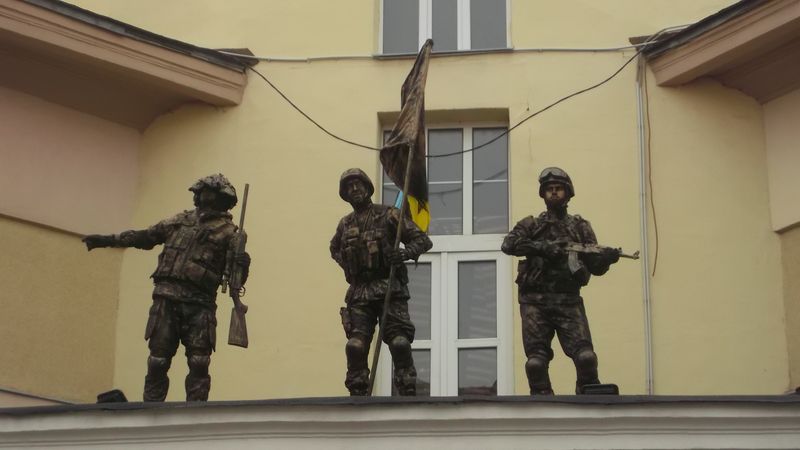 © Andrei  Kolyaskin - Living sculptures on the Independence Day in Ivano - Frankivsk City , Ukraine .