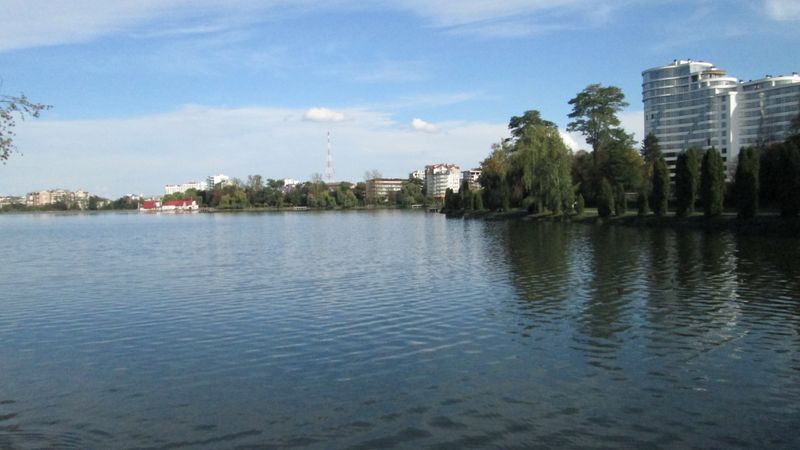 © Andrei  Kolyaskin - On  the  City  Lake  of  Ivano - Frankivsk  City , Ukraine .