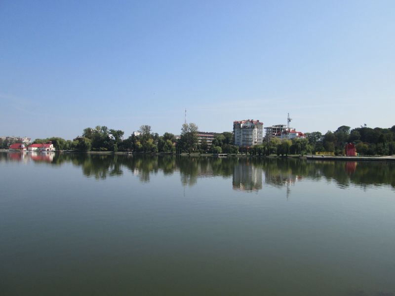 © Andrei  Kolyaskin - On  the  City  Lake  of  Ivano - Frankivsk  City , Ukraine .