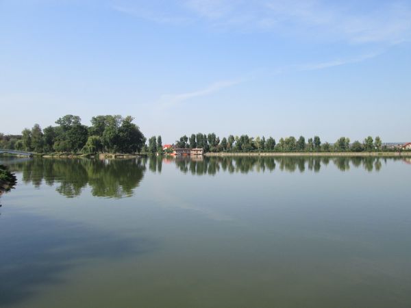 © Andrei  Kolyaskin - On  the  City  Lake  of  Ivano - Frankivsk  City , Ukraine .