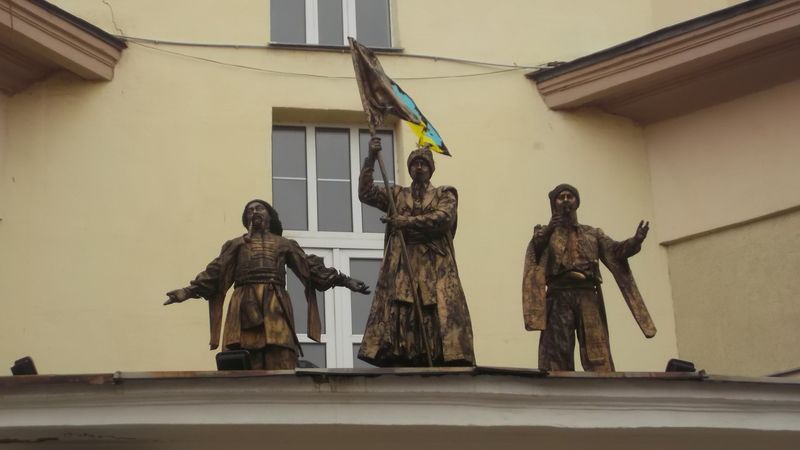 © Andrei  Kolyaskin - Living  sculptures  on  the  Independence  Day  in  Ivano - Frankivsk  City , Ukraine .