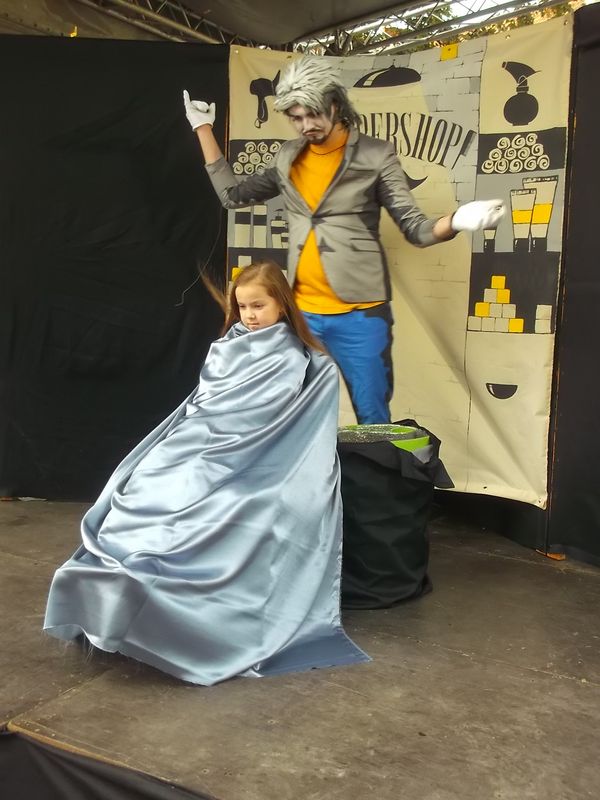 © Andrei  Kolyaskin - Living   sculptures  show  on  the  central  part  of  Ivano - Frankivsk  City , Ukraine .