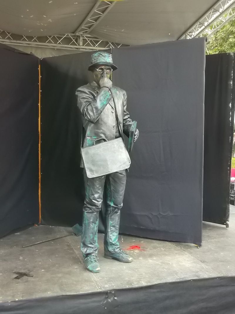 © Andrei  Kolyaskin - Living  sculptures  show  on  the  central  part  of  Ivano - Frankivsk  City , Ukraine .