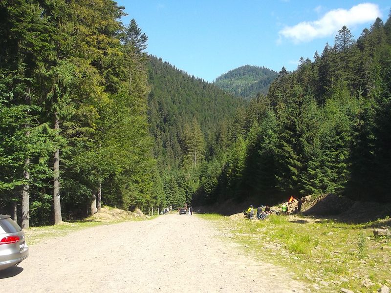 © Andrei  Kolyaskin - View  on  the  Carpatian  mountains  in village Synevir of Mezhygirya area of Zacarpatian region , Ukraine .