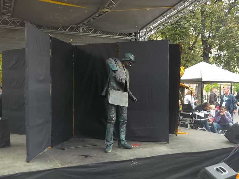 © Andrei  Kolyaskin - Living  sculptures  show  on  the  central  part  of  Ivano - Frankivsk  City , Ukraine .