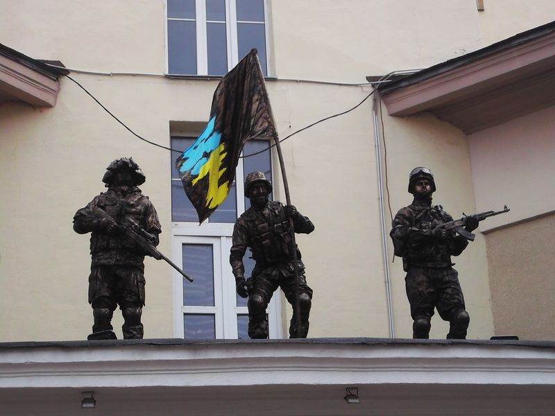 © Andrei  Kolyaskin - Living sculptures on the Independence Day in Ivano - Frankivsk City , Ukraine .