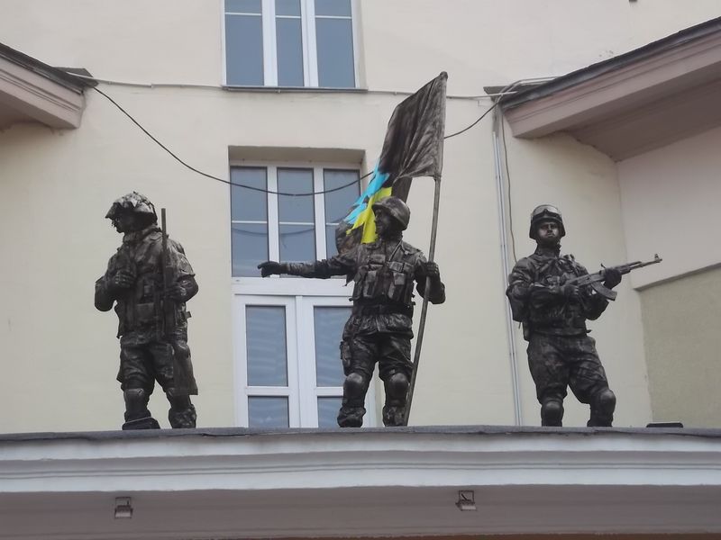 © Andrei  Kolyaskin - Living sculptures on the Independence Day in Ivano - Frankivsk City , Ukraine .