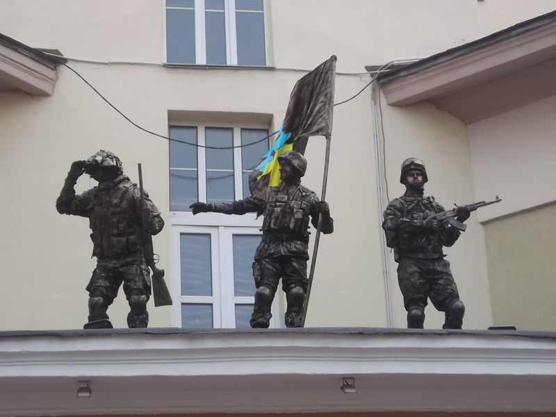 © Andrei  Kolyaskin - Living sculptures on the Independence Day in Ivano - Frankivsk City , Ukraine .