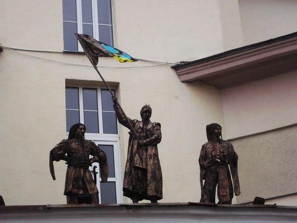 © Andrei  Kolyaskin - Living sculptures on the Independence Day in Ivano - Frankivsk City , Ukraine .