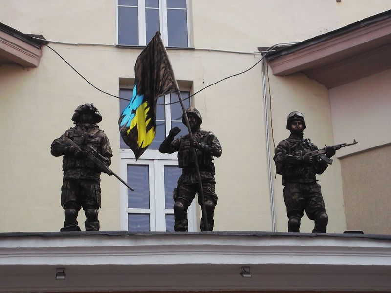 © Andrei  Kolyaskin - Living sculptures on the Independence Day in Ivano - Frankivsk City , Ukraine .