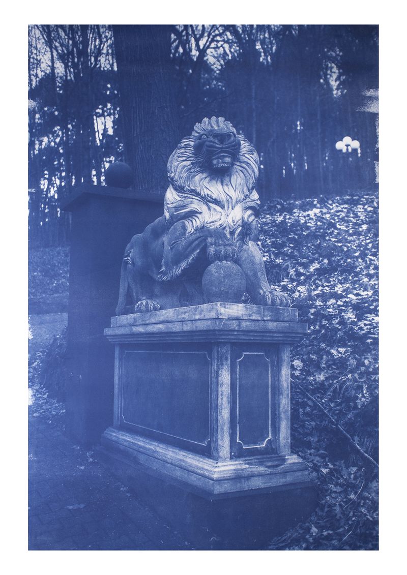 © Emeric Lhuisset - Image from the L'autre rive photography project