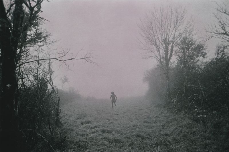 © Eloïse Labarbe-Lafon - Image from the Fantômes photography project