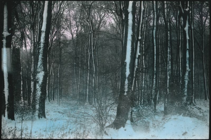 © Eloïse Labarbe-Lafon - Image from the Fantômes photography project